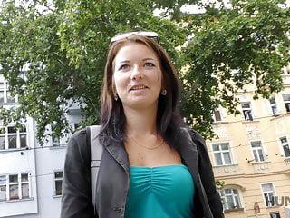 Die unverschämte Denise macht Liebe für Geld