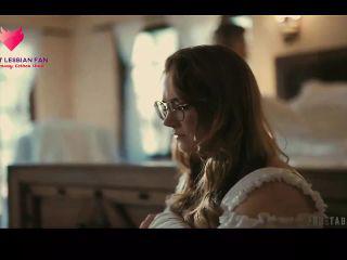 Lena Paul kommt zum spaß mit ihrer Freundin