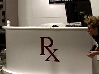 Dreckige Huren ficken in einer dunkelhäutigen Orgie