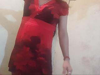 Die geile Laly liebt es beim Sex oben zu sein