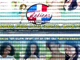 Toticoscom dominican mit einer schwarzen Latina