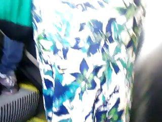 Geile Milf wird von Hinten gefickt