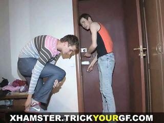 Trick deine Freundin schlampige Schlampe genießt Sex