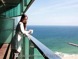 Leidenschaftlicher hotelsex mit der heissen Connie Carter