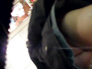 Rock hoch und schon in den Arsch