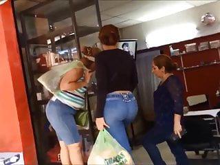 Die Mutter meines Freundes ohne Hemmungen