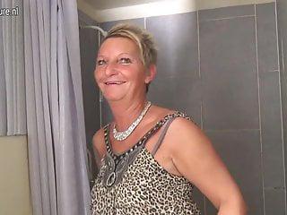 Reife Frau braucht einen guten Fick