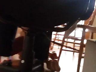 Milf mit prallen xxl Titten reitet schwarzen Schwanz