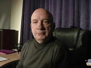 Junge Studentin fickt mit altem Lehrer