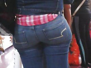 Geile Milf wird von Hinten gefickt