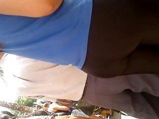 Geile Schlampe wird von Hinten gefickt