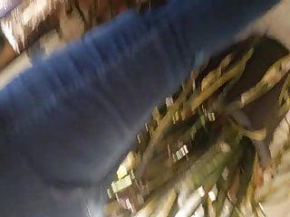 Milf mit prallen xxl Titten reitet schwarzen Schwanz