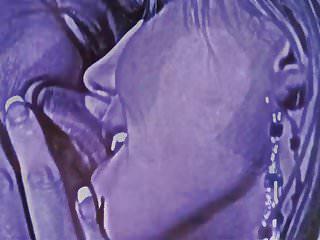 Blondine Taylor in der hündchenstellung gefickt