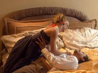 Babe Brooke little in den Mund gespritzt