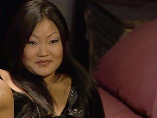 Durchgeknallte asiaschlampe reitet weissen Pimmel wie ein Profi