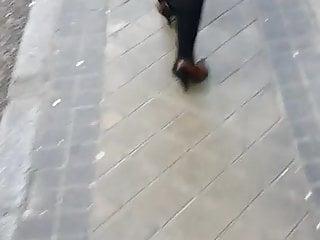 Reifes Weib fickt mit einem Strapon