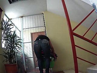 Geile Milf wird von Hinten gefickt