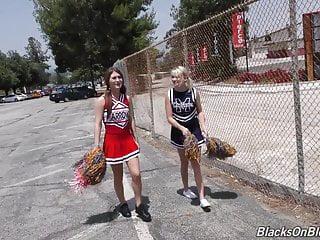 Amerikanische Teens mit Vorliebe für schwarze Schwänze