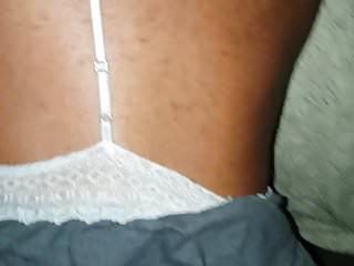 Der schwarze Schwanz fickt die kleine