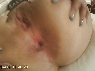 Schlampe zieht sich für mich aus