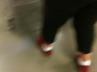 Alte Oma steht auf alte Schwänze