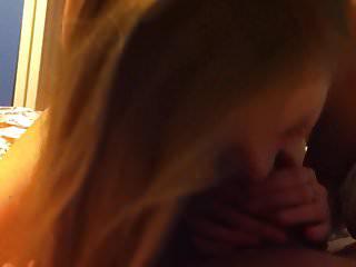 Busiger Teen hat gutes mit ihren Freund