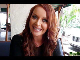 Sexy Frau wird in den Arsch gefickt