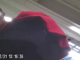 Reife Frau wird in den Arsch gefickt