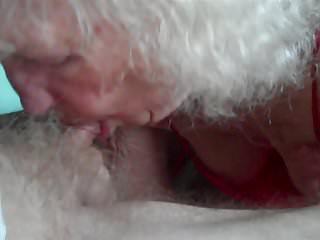 Sexy Babe wird in ihre sexy Löcher genagelt