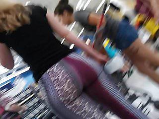 Oh mein gott Teenie Arsch wird entjungfert