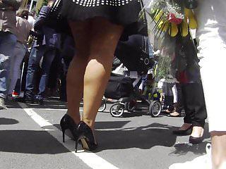 Geile Milf wird von Hinten gefickt