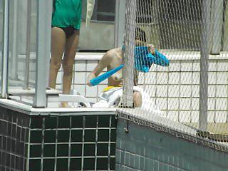 Geile Milf wird von Hinten gefickt