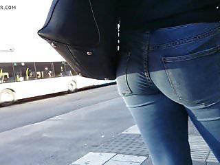 Deutsche Schlampe wird von zwei Schwzen gleichzeitig gefickt