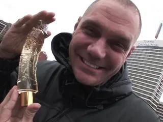 Nacho Vidal fickt meine geile pornoabenteuer in meinem Pornogeschäft