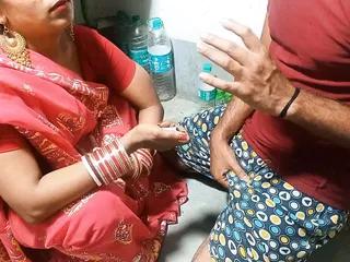 Ich ficke meine Frau in der kuche in ihre enge Möse