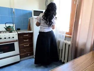 Diese Lady weiß wie man einen großen Arsch befriedigt