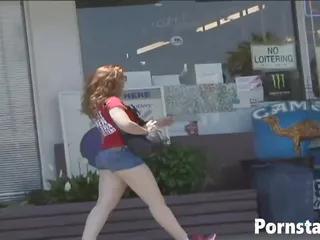 Charlie Fire fickt mit dem schwarzen Kerl