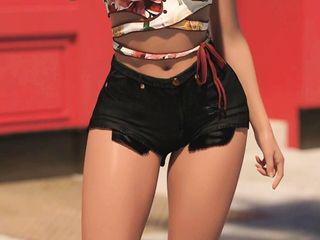 Kein Geld für ein süßes Mädchen mit kleinen Titten