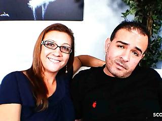 Amateur Paar schleppt sich beim Casting um zum ersten Mal einen Schwanz zu spüren