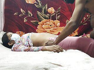 Die geile Sau Bibi nöl stöhnt vor Lust