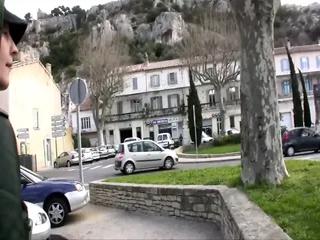 Die Blondine mag Analsex und sie genießt es