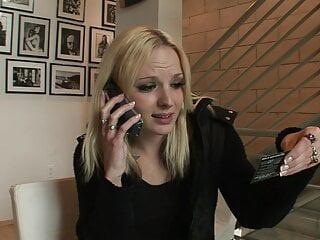 Teen Faye Reagan in den Arsch gefickt