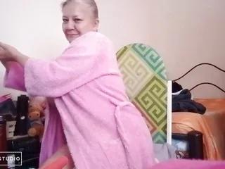 Deine Mutter ist nackt vor der Kamera