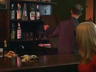 Junge Araberin wird in alle Löcher gefickt